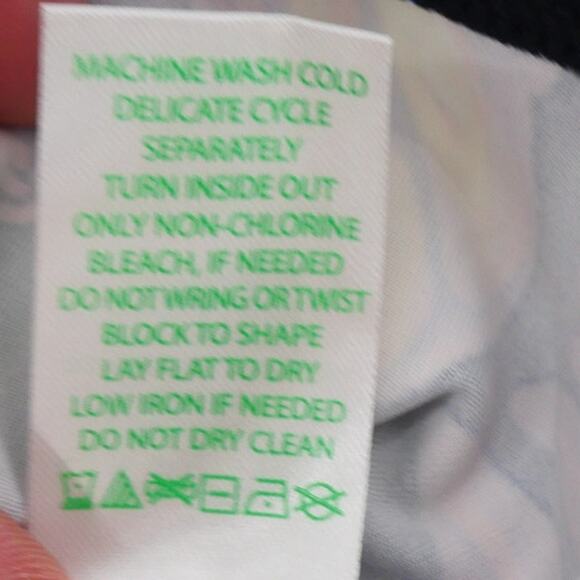 NEW Lilly Pulitzer Women's Medium Luxeletic Rosalla Skort UPF 50+ - Picture 12 of 14